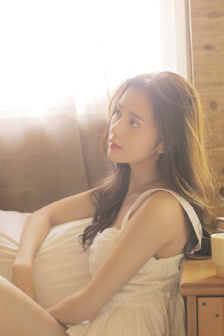 美女比基尼